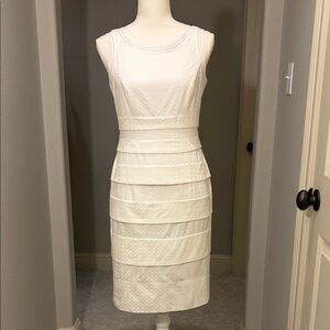 Chic White Sleeveless Midi Dress